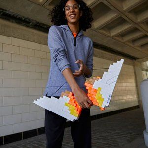 NEW NERF Nerf Minecraft Sabrewing Motorized Blaster Bow Dart Gun Unleash 8 darts